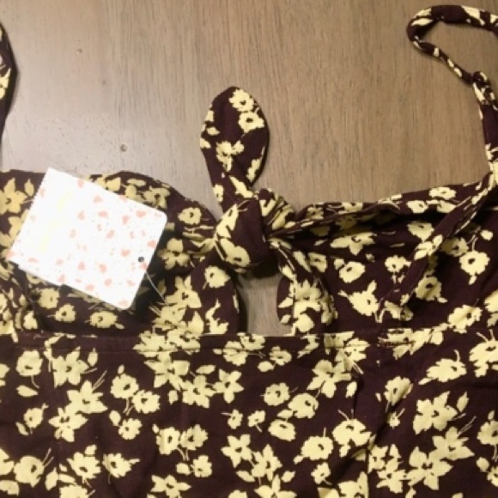 Beautiful NWT Free People floral brami/crop top! - Picture 7 of 8